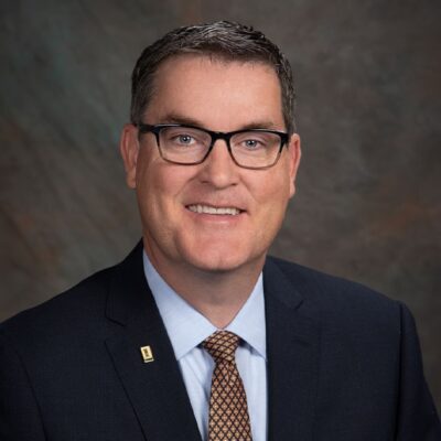 Tyler Bowen Headshot